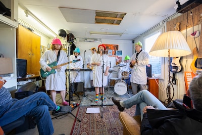 Gluren bij de buren zoekt huiskamers in Ede