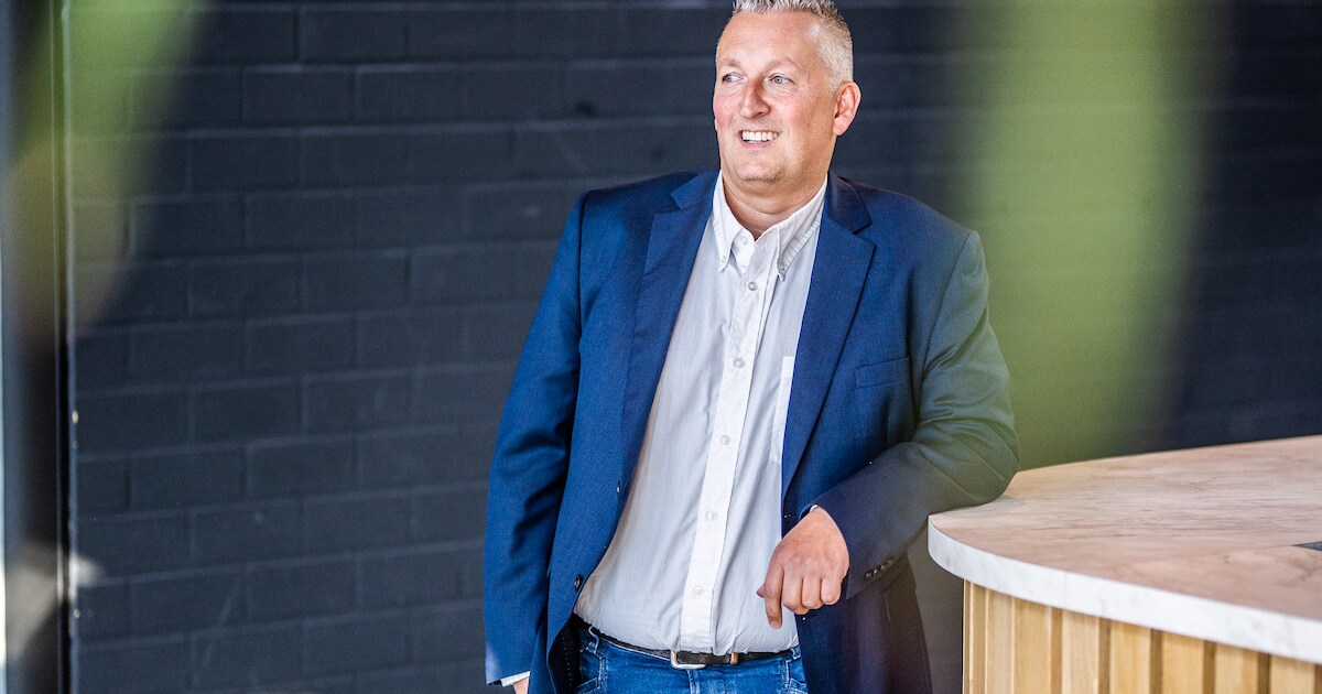 Boris zat diep in de schulden, nu laat hij zien hoe je als ondernemer ...