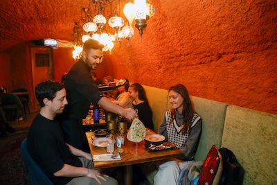 In onze wat-een-boer-niet-kentcultuur blijft Aziatisch restaurant Silk Road in Utrecht trouw aan fam