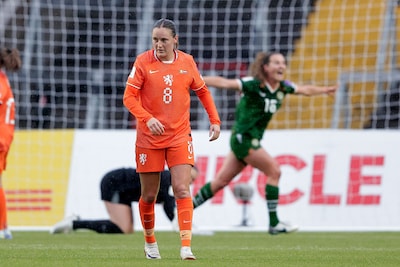 Oranje Leeuwinnen lijken rechtstreekse WK-kwalificatie te kunnen vergeten na zeperd in Ierland