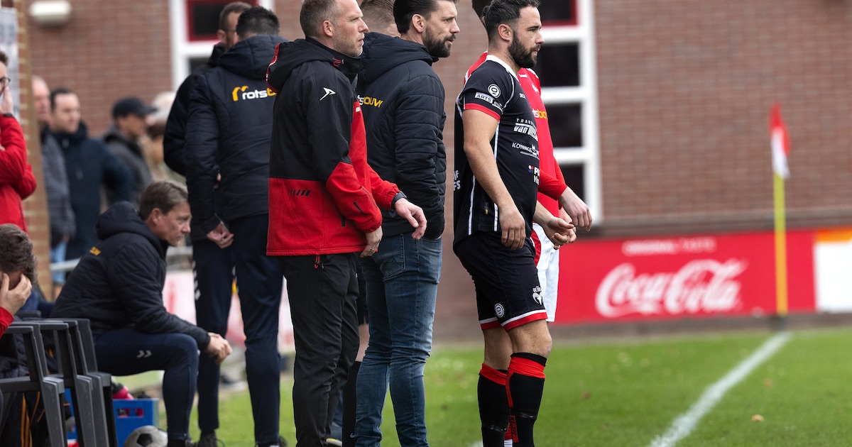 Trainerscarrousel | Dave de Jong van Juliana’31 naar FC Winterswijk • Van Loon stopt na drie jaar bi