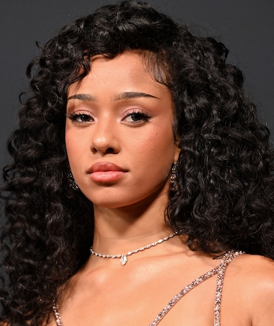 Manon van KATSEYE neemt gezondheidspauze