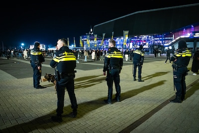 Familieleden ruziën met personeel van ziekenhuis na Broederliefde-steekpartij, één aanhouding