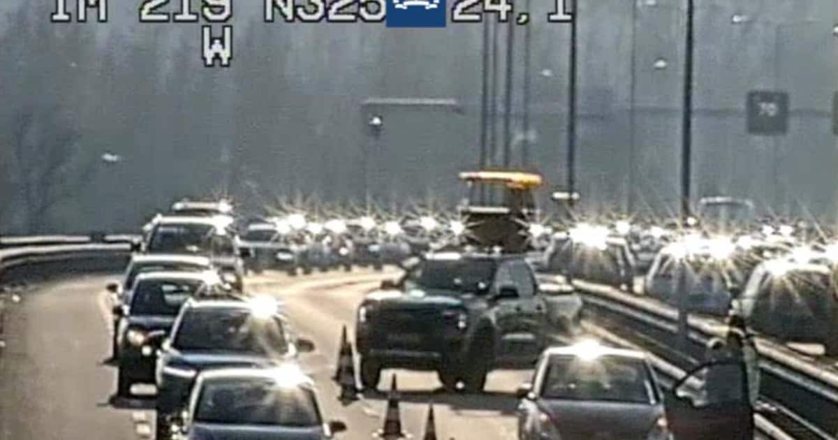 LIVE Verkeer | Grote file tussen Nijmegen en Arnhem: rijbaan dicht