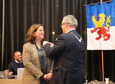 Neder-Betuwe Speld voor Henriëtte Angevaare