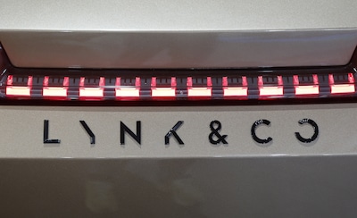 Klachten over autofabrikant Lynk & Co: klanten krijgen jaren na inleveren van auto nog forse rekeningen