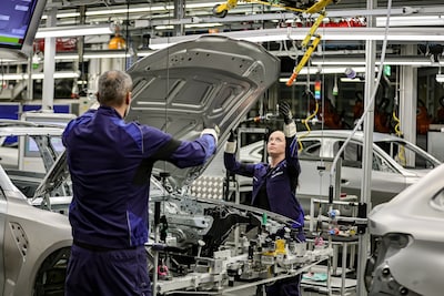 Economische grootmacht Duitsland verliest 15.000 banen per maand: wat betekent dit voor Nederland?