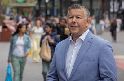 Ineens valt het politieke doek voor Enschedeër Rachid Guernaoui