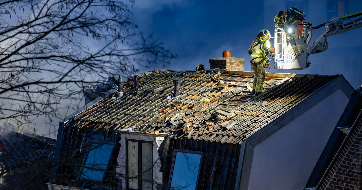 Donderdagmiddag 15.29 uur, we horen ‘bóem’ en wat gebeurt er dan op de Utrechtse redactie?