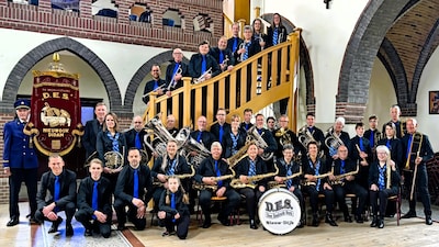 Fanfare D.E.S. Nieuw-Dijk geeft buitenconcert bij De Viersprong