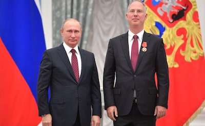 Poetins ‘Trump-fluisteraar’ Dmitriev werkt al jaren aan Amerikaans-Russische verdienmodellen