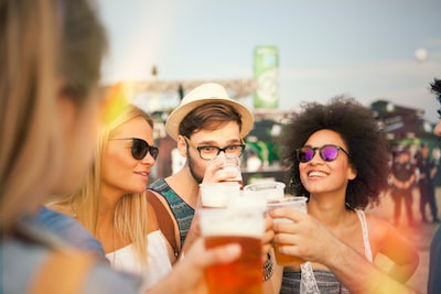 Vergeet Oranje, er komt ‘heerlijk zomerweer’ aan: ‘Ideale temperaturen voor een festival’