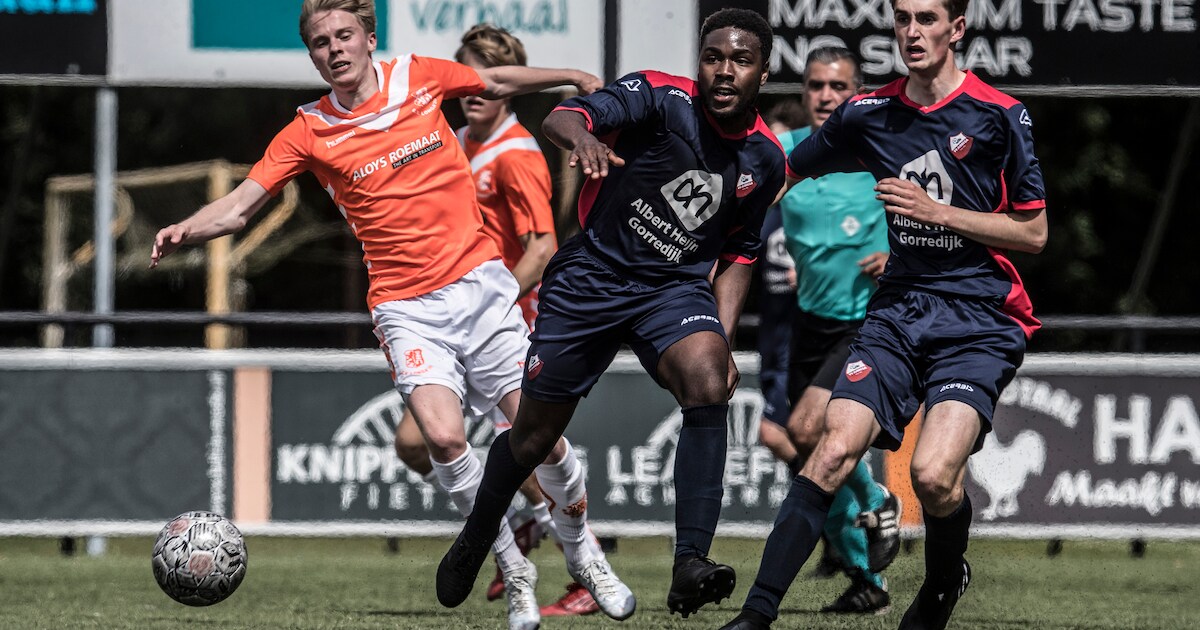 Longa’30 met moeite langs tiental Jubbega, SDOUC naar halve finale na zege op Grol, exit DVC’26 en D
