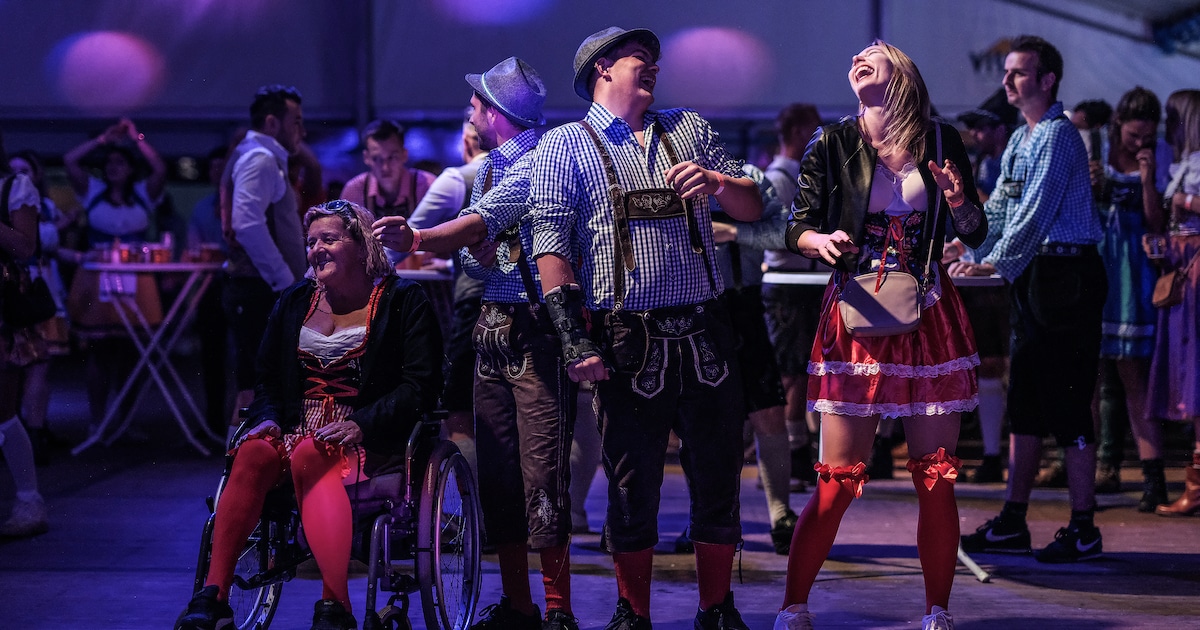 Lederhosen en dirndls kunnen weer aan: Oktoberfest XL keert terug
