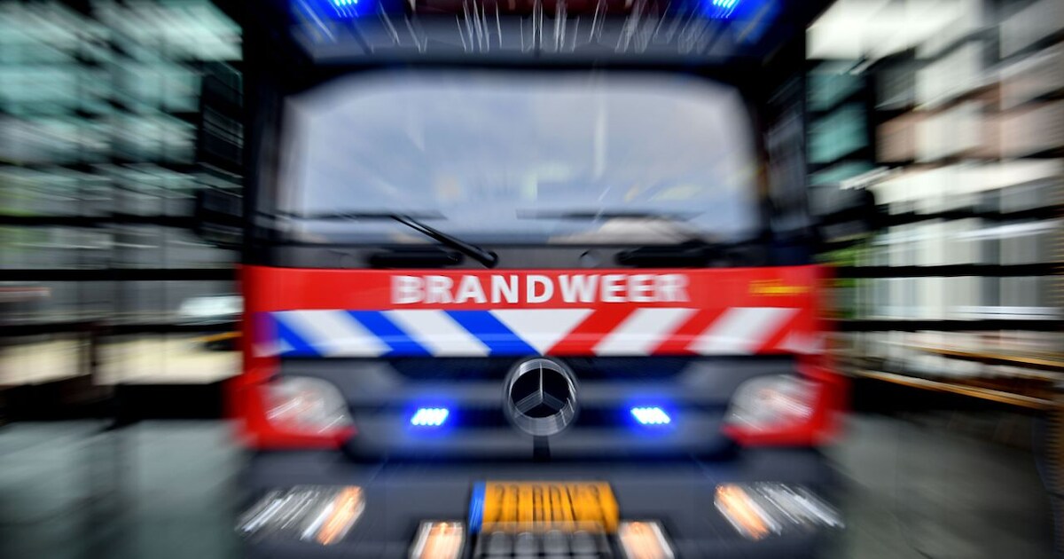 Brandweer speurt naar mogelijk gaslek op Hommersumseweg in Heijen