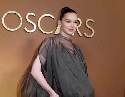 Actrice Hailee Steinfeld in verwachting van eerste kindje