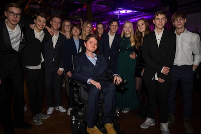 Ziekte van Duchenne hield Sjoerd (2005-2025) niet tegen het leven te vieren en te strijden voor lotgenoten