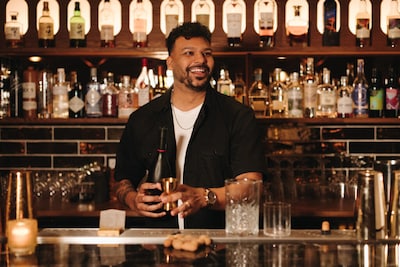 Vader, ik heb gezondigd: deze nieuwe cocktailbar mag je pas betreden na een biecht