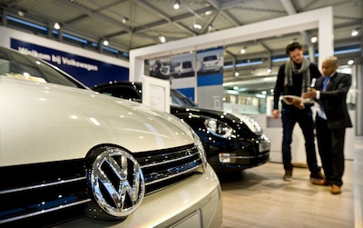 Nieuwe auto kost gemiddeld 50.000 euro en dat is ruim drie keer meer dan de consument ervoor wil neerleggen