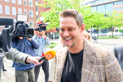 Ferry Doedens toch in beroep tegen boete, vanwege onduidelijkheid over rijbewijs