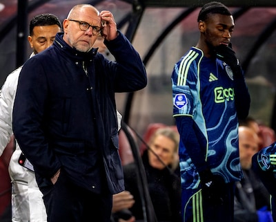 Ajax gaat kaartjes van fans vergoeden na afstraf­fing in Alkmaar: ‘Je kan beter zeggen: wat ging er niét mis?’