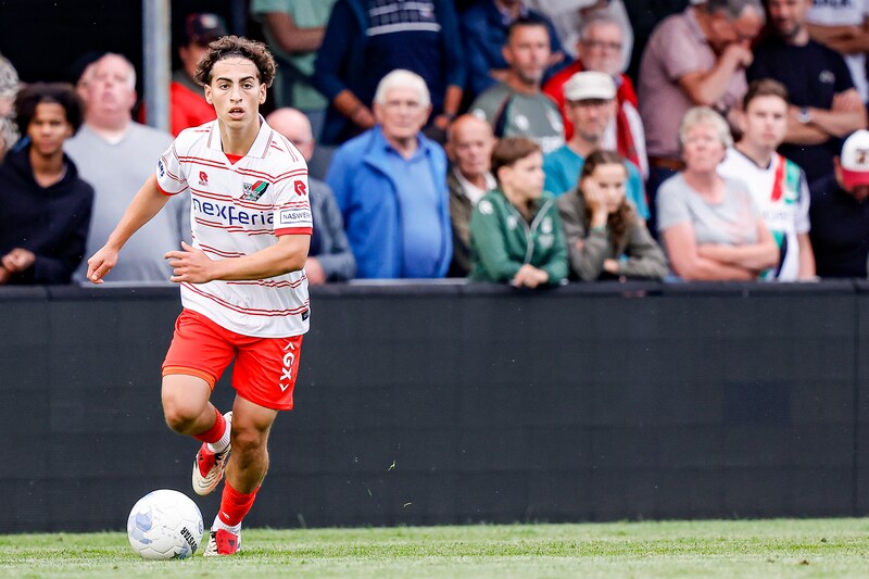 NEC verhuurt talentvolle verdediger én verlengt zijn contract | Sport ...