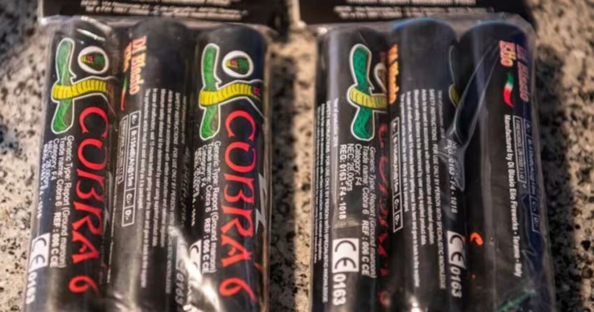 Politie stuit na tip op bijna 200 kilo vuurwerk in woning, waaronder explosieve cobra’s 6