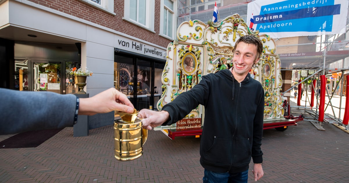 Lezers betuigen massaal steun aan draaiorgelman Robin: ‘Zoveel mensen die jij een glimlach bezorgt’