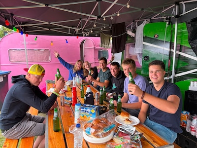 Met 18 kratten bier naar Lichtenvoorde: campings net buiten de Zwarte Cross barsten uit hun voegen