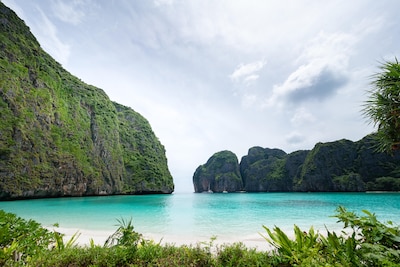 Grootste prijsvechter Zuidoost-Azië verhoogt ticketprijzen, schrapt routes