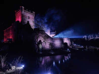 Verlate kerstmarkt en wintersportoord zonder sneeuw: dit viel op aan het fraaie lichtjesfestijn in ’