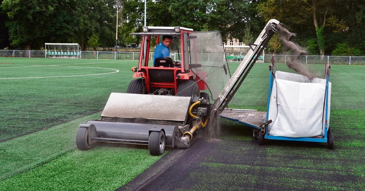 Son voorkomt afkeuring voetbalvelden SBC met financiële spoedinjectie