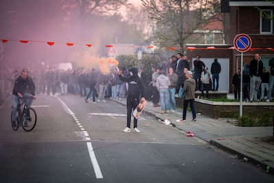 Defend-groepen duiken op bij azc-demonstraties: 'Ze voelen zich gesterkt door het succes'