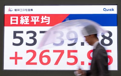 Uitspraken Trump over einde oorlog hebben direct effect: prijs olie en gas daalt, aandelenkoers schiet omhoog