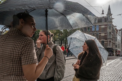 Weekend vol stevige buien en mogelijk zelfs hagel, maar volgende week slaat het weer om