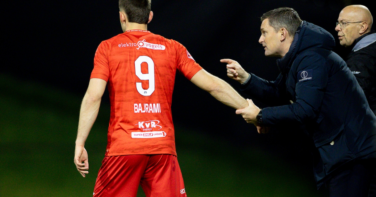 LIVE | Helmond Sport start met ongewijzigde opstelling tegen Jong AZ