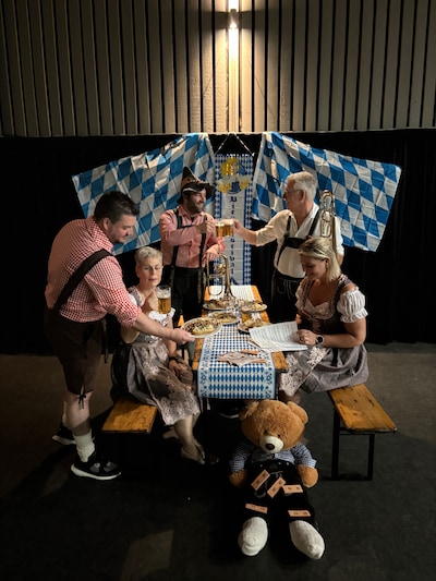 Muzikaal spektakel 'Hoch die Hände, Maestro!' in Borculo