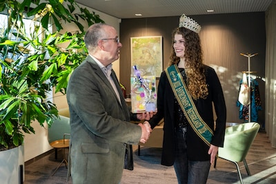 Kimberley (20) uit Bemmel wint missverkiezing, maar ze is een wat andere miss dan anderen