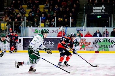 Devils zet eerste stap op weg naar finale, wel dreigt schorsing voor Bruijsten