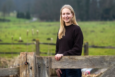 Anna (16) zit nog op de middelbare school maar wil de gemeenteraad in: ‘Sommigen vinden mij te jong’