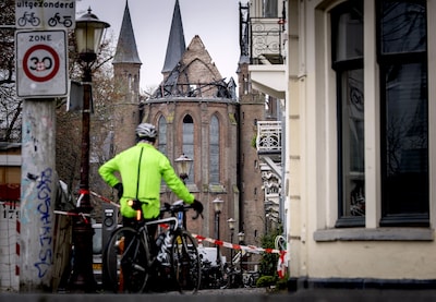 Omwonenden door brand verwoeste Vondelkerk kunnen weer naar huis