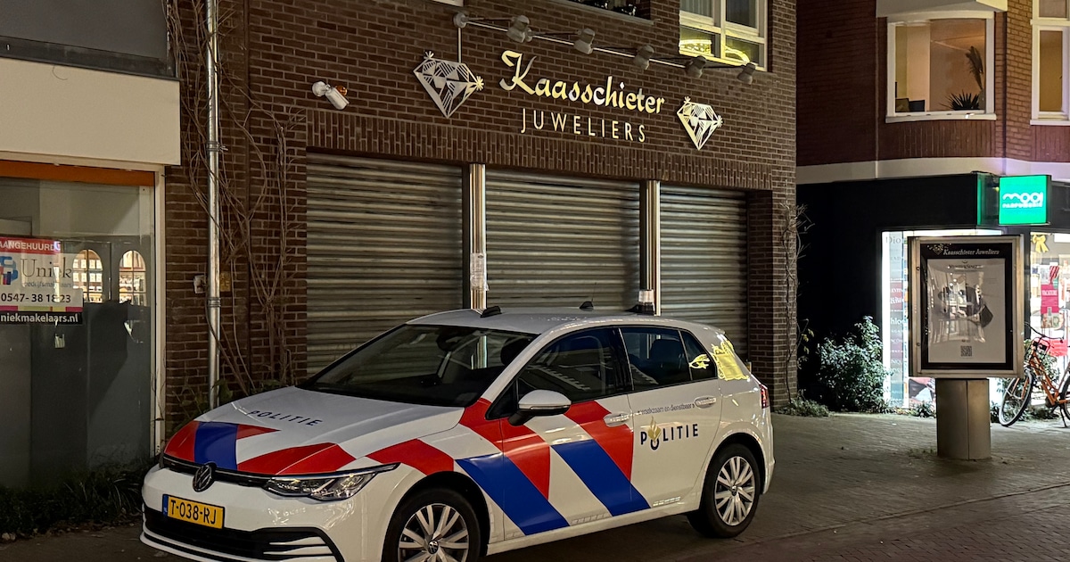 Juwelier in centrum Barneveld gesloten vanwege een verhoogd veiligheidsrisico