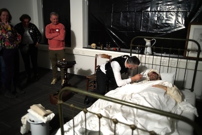 Culemborgse cholera epidemie 1848 verbeeld en badge voor Kernhuis in Ede