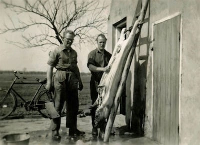 Luide knallen bij processie in Hulhuizen