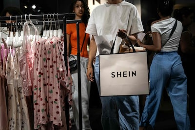 Shein en Temu verder in het nauw om giftige babykleren: EU wil strengere controle, Frankrijk gaat stap verder