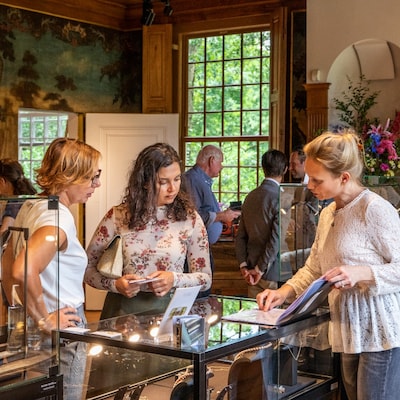 Juwelenbeurs op landgoed Sparrendaal in Driebergen