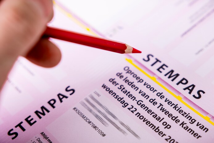 PvdA-pepermunt in het stemhokje en een overleden gemachtigde: dit viel ...