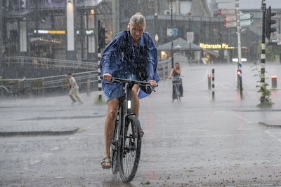 Meer dan 900 kilometer file tijdens regenachtige avondspits
