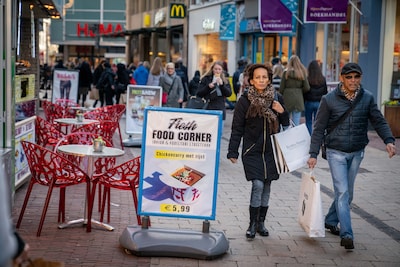 Voor je het weet zit je met die kipnuggets bij de rechter
