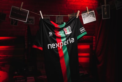 Speciaal bekerfinaleshirt NEC is ongekend populair: 10.000 stuks binnen één dag bijna uitverkocht